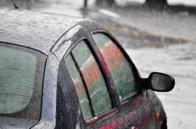Image voiture transport pluie à télécharger gratuitement