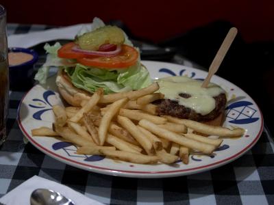 Image salade nourriture viande pain frites hamburger pomme de terre tomate oignon à télécharger gratuitement