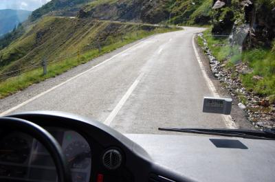 Image route montagne véhicule transport à télécharger gratuitement
