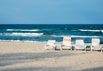 Image mer plage sable chaise à télécharger gratuitement