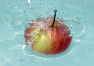 Image rouge eau pomme à télécharger gratuitement