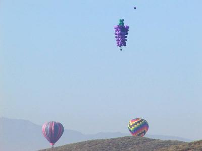 Image bleu ciel ballon montgolfière à télécharger gratuitement